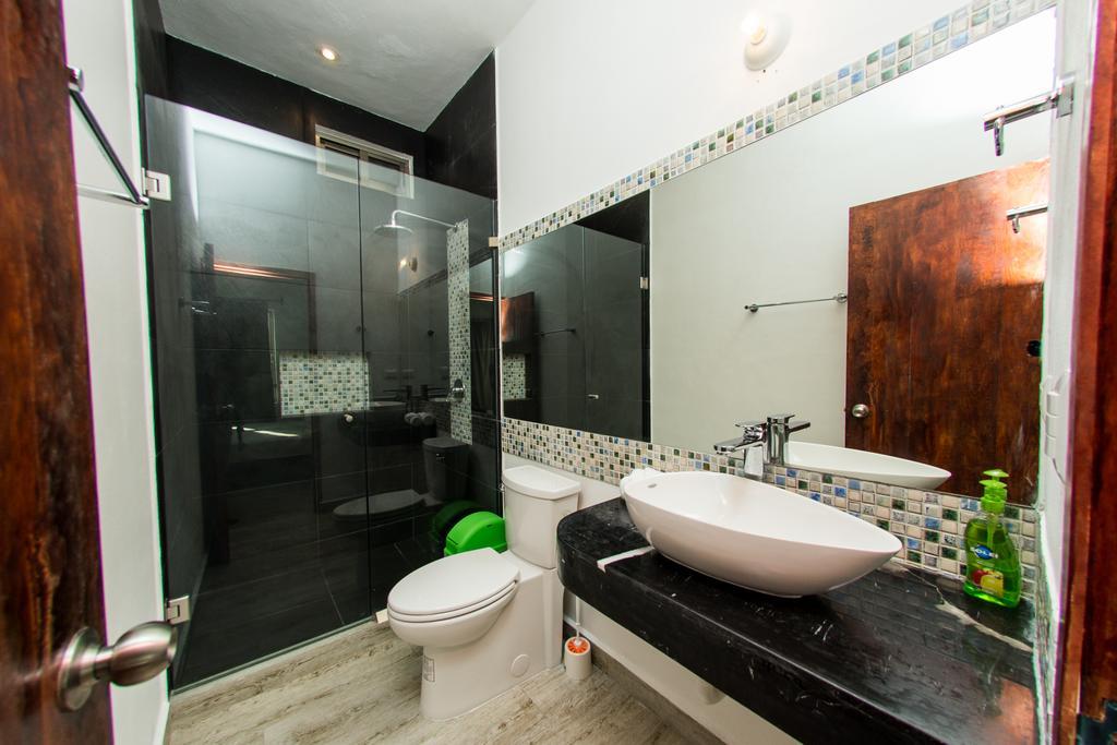 The Green Village Boutique Hotel Playa del Carmen Ruang foto